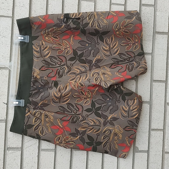 Dakins Shorts - Picture 5 of 7